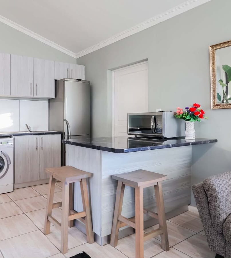 3 Bedroom Property for Sale in Pacaltsdorp Western Cape